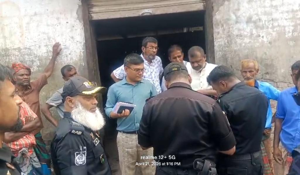 গাইবান্ধায় তেল কারচুপি রোধে র‍্যাবের অভিযান: জরিমানা, ধ্বংস পুরাতন তেল